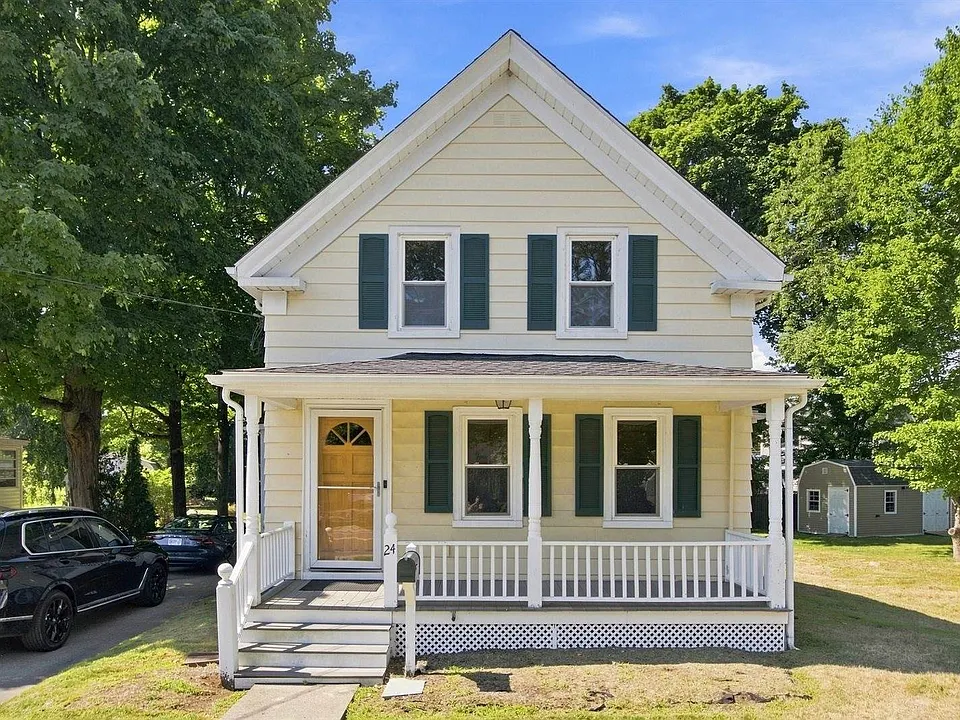 24 Railroad Ave