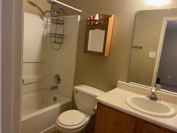 4th image of 10708 Hatch Dr NW