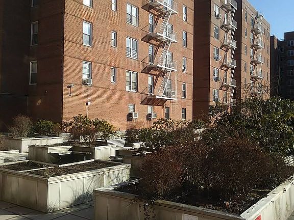 3rd image of 501 Riverdale Ave APT 2G