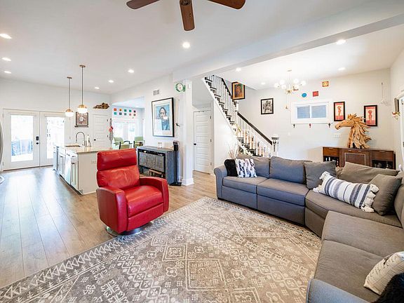 4th image of 2028 Alta Ave