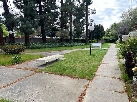 Outside additional Garden