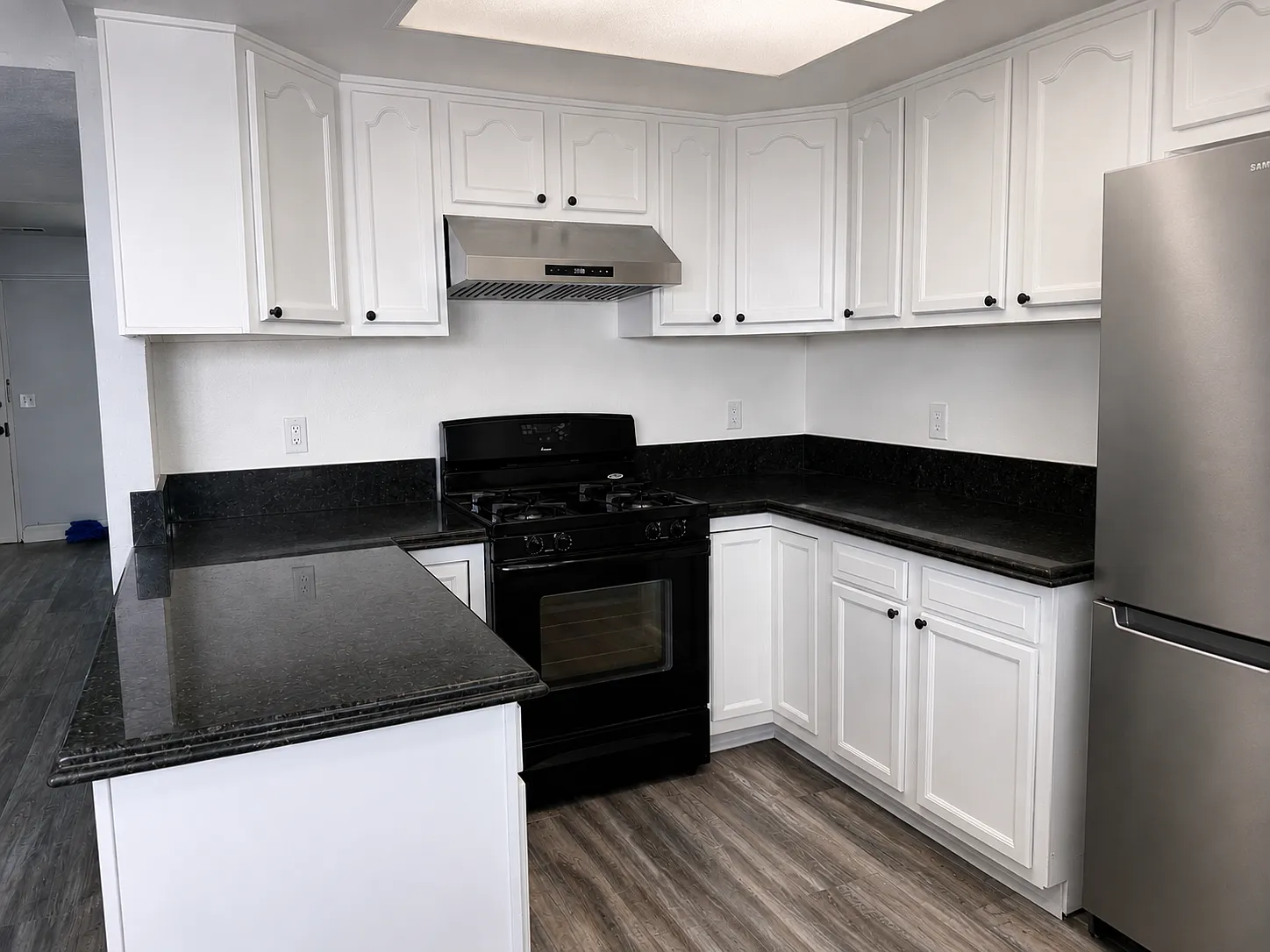10058 San Juan Ct — Photo 3