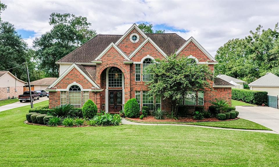 1st image of 11703 Bourgeois Forest Dr