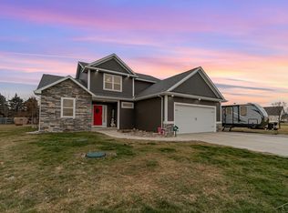 7025 Kochville Rd, Freeland, MI 48623