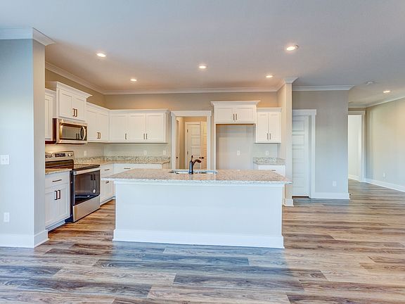 3rd image of 3333 Alta Ln #28