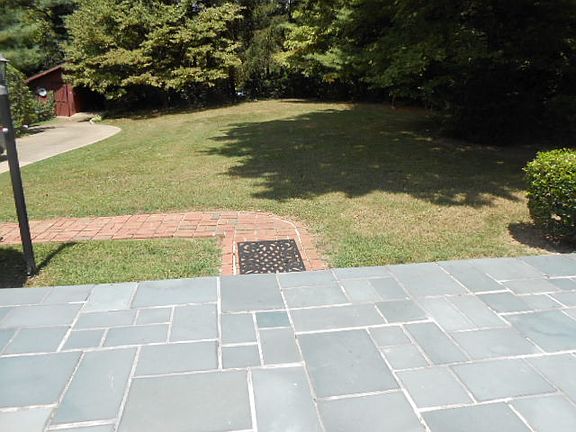 5th image of 446 Fleming Ave