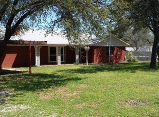 224 N Broadway Rd, Azle, TX 76020