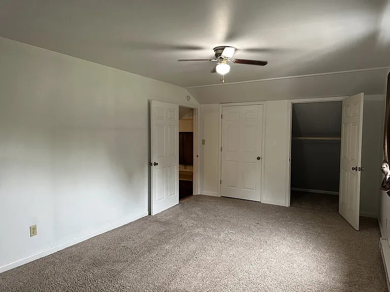 6131 N 450 W — Photo 18
