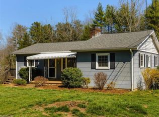 8 Garrison Rd, Weaverville, NC 28787