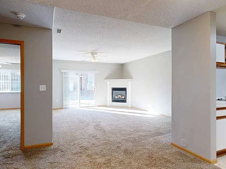 Northbrook Apartments — Photo 131