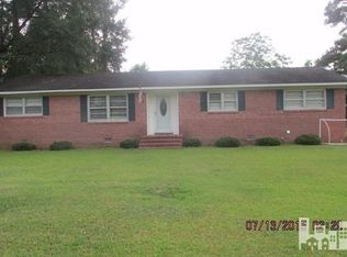 113 N Hall St, Rose Hill, NC 28458
