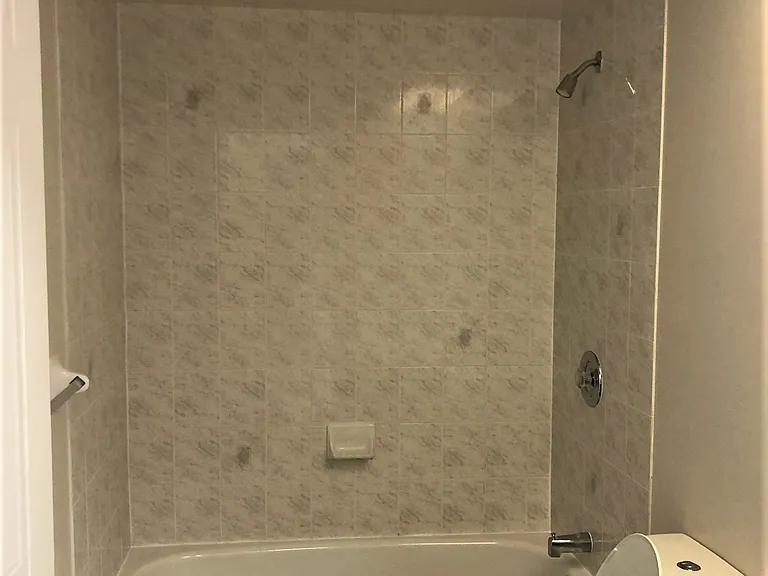 1660 Russell Rd #1 — Photo 8