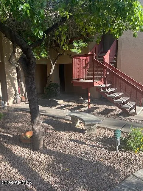 1 bed, 1.0 bath, 466 sqft, $1,200 — Photo 2