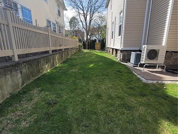 3rd image of 221 E Sidney Ave APT 2