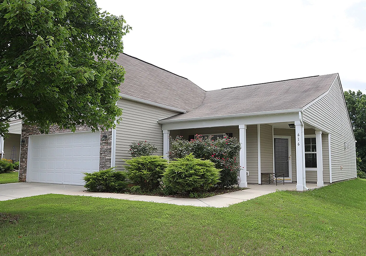 3-Bedroom Home with Bonus Room in Collington Farms — Photo 4