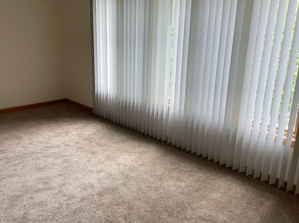 6410 W Dakin St APT 2