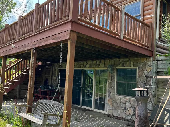 3605 Lakeview Dr, Beaverton, MI 48612