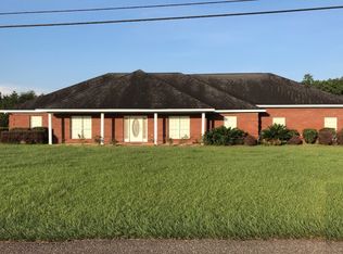 9454 Deerfield Dr, Irvington, AL 36544