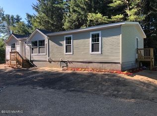 365 E Pontaluna Rd, Muskegon, MI
