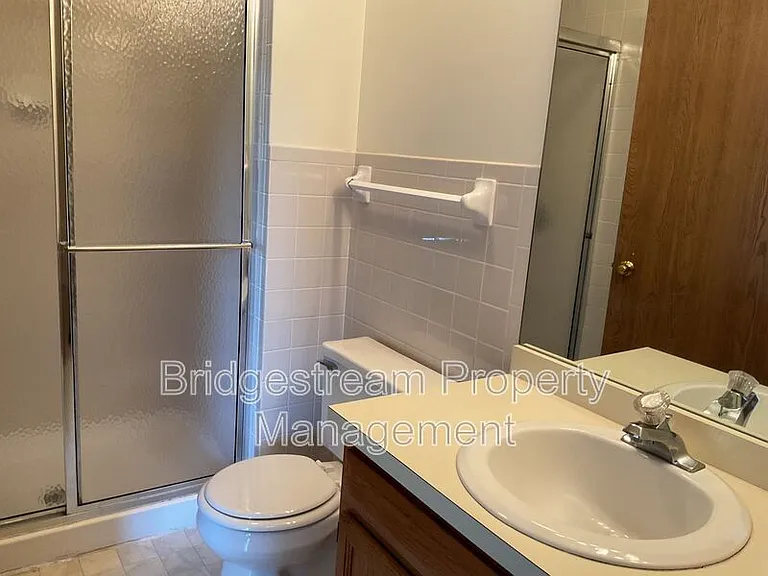 4579 Burchdale St — Photo 23