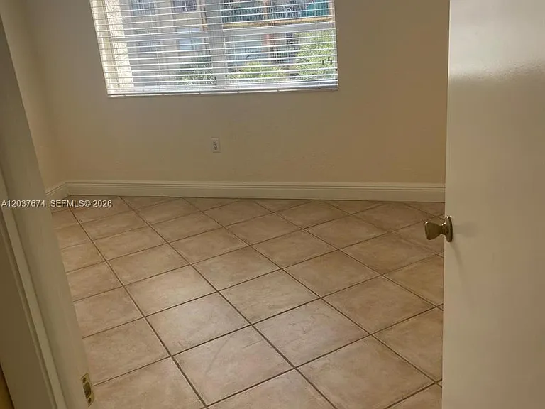 9320 Fontainebleau Blvd #515 — Photo 14