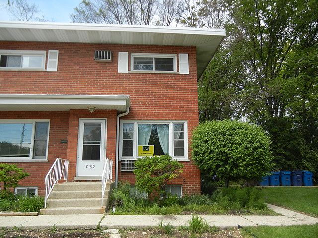 1st image of 2100 Warren Ave #2100