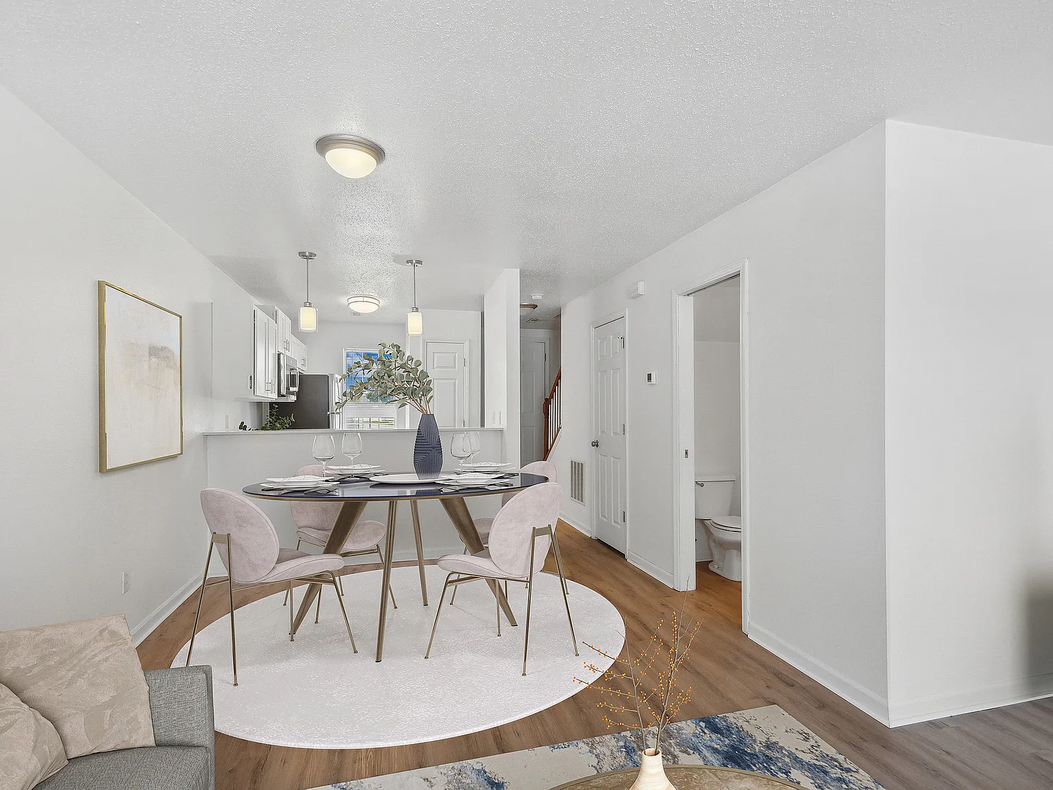 ReNew Edwardsville Apartment Collection — Photo 2