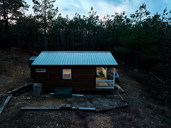 26th image of 1 Roan Creek Rd