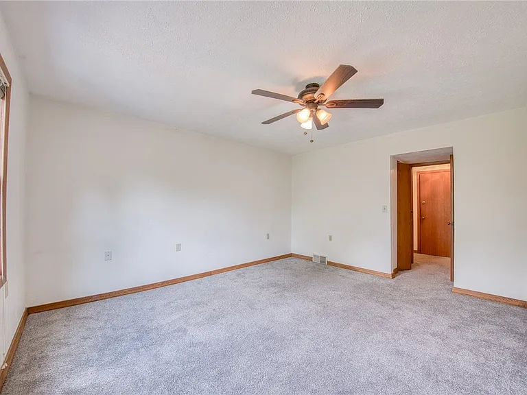 4465 Mount Troy Road Ext #1 — Photo 20