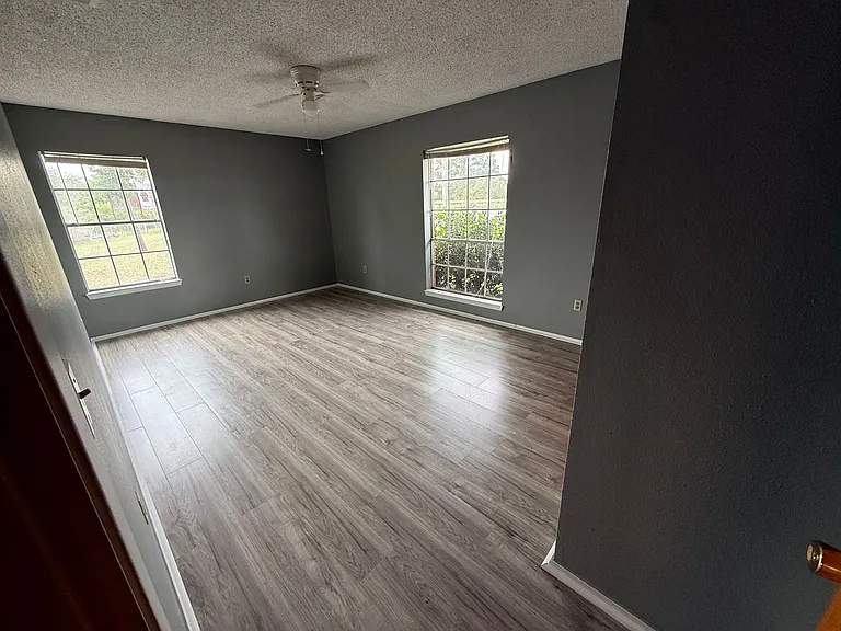 713 FM 153 — Photo 9