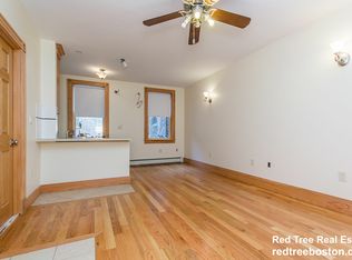 29 Phillips St #11, Boston, MA 02114