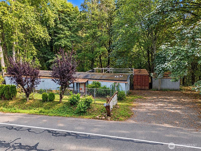 2nd image of 12822 175th Avenue SE