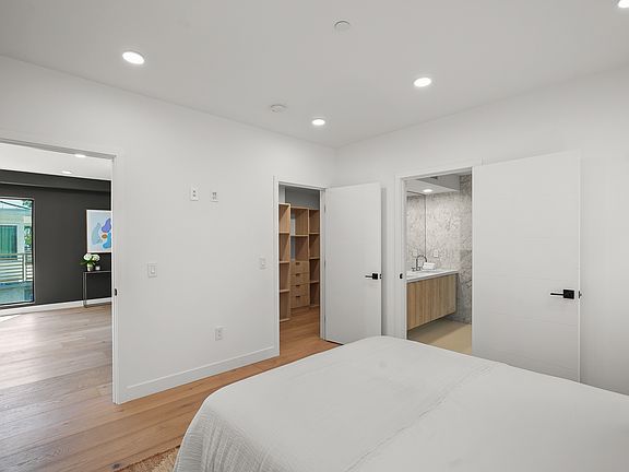3rd image of 715 N Alfred St #2