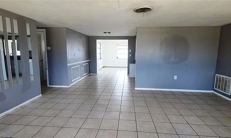 5200 Chet Dr — Photo 6