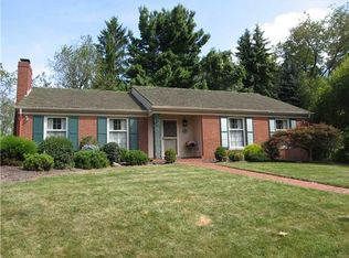 175 Crestvue Manor Dr, Pittsburgh, PA 15228