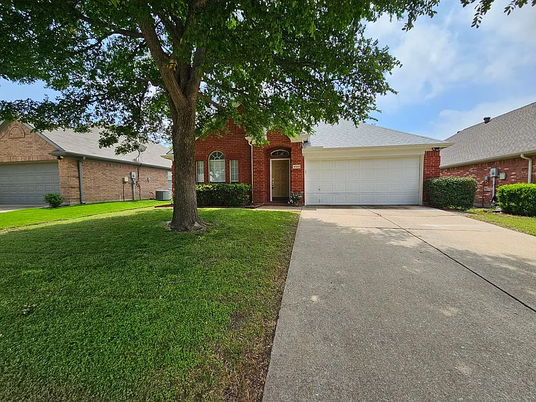 4320 Palmdale Dr — Photo 4