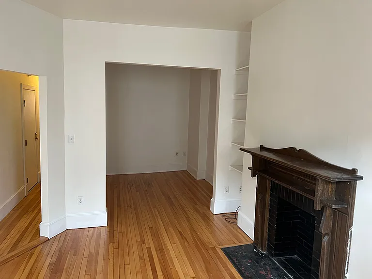 19 Hemenway St #4 — Photo 7