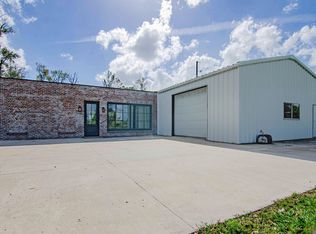 837 River Rd, Sunshine, LA 70780