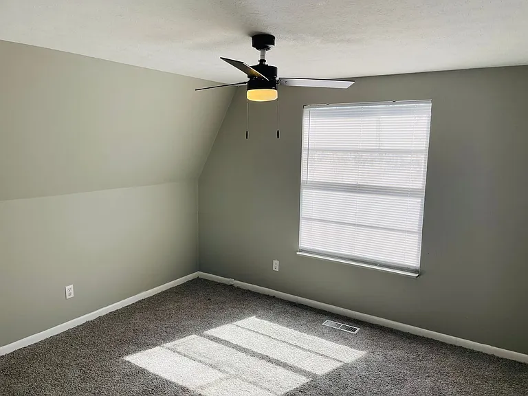 3683 Doris Dr — Photo 4