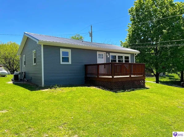 70 2nd St, Guston, KY 40142