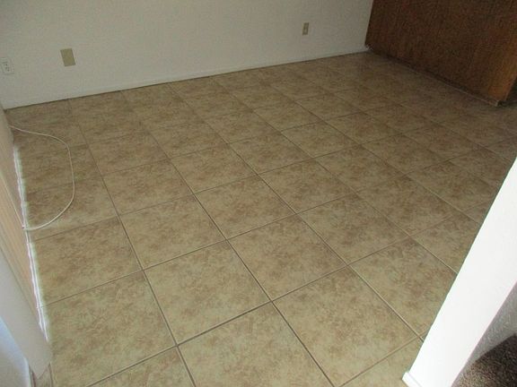 5th image of 4220 Parker Ave APT A4