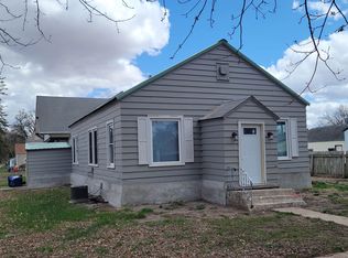 200 S 3rd St, Lyons, NE 68038