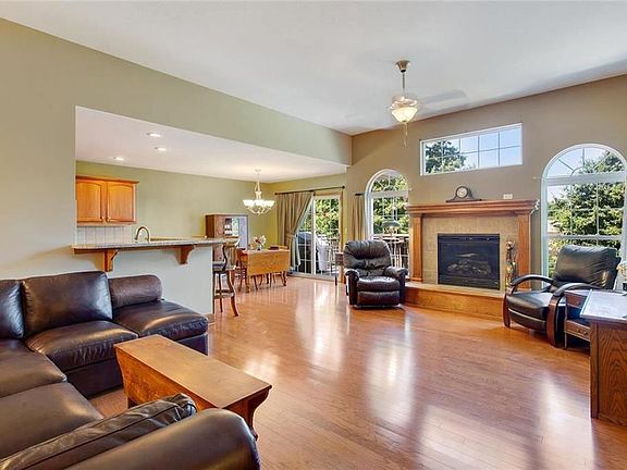 2nd image of 11134 Whispering Ln