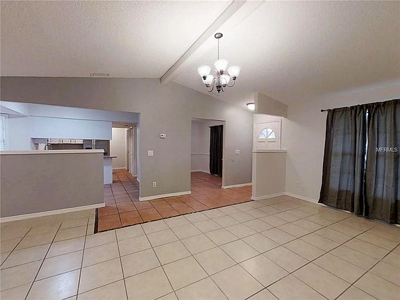4th image of 1033 Galgano Ave