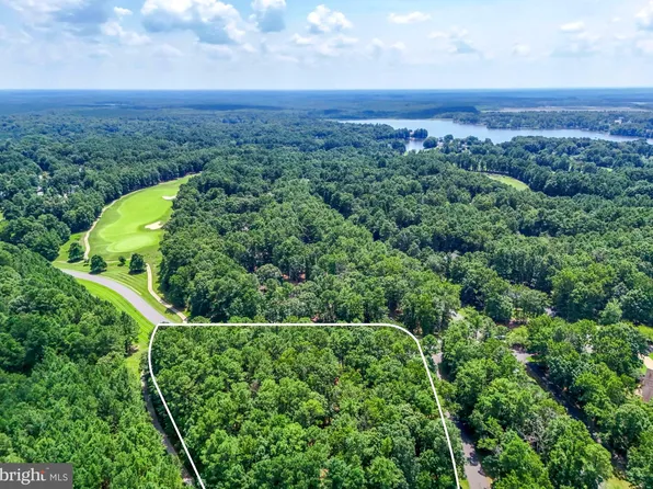 11701 Longstreet Dr, Spotsylvania, VA 22551