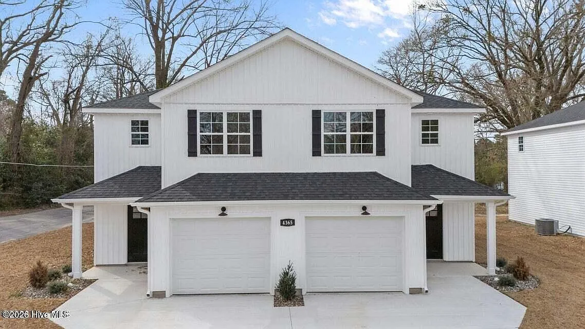 3 bed, 2.5 bath, 1530 sqft, $1,700 — Photo 2