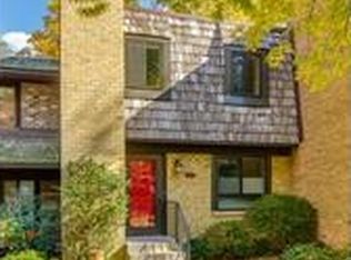 6272 15th Pl N, Arlington, VA 22205