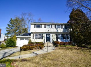 2112 Triandos Dr, Lutherville Timonium, MD 21093