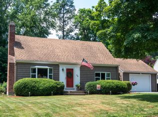 50 W Allen Ridge Rd, Springfield, MA 01118