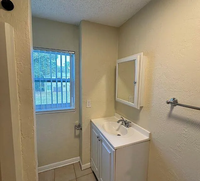 60 Masters Dr #A — Photo 11